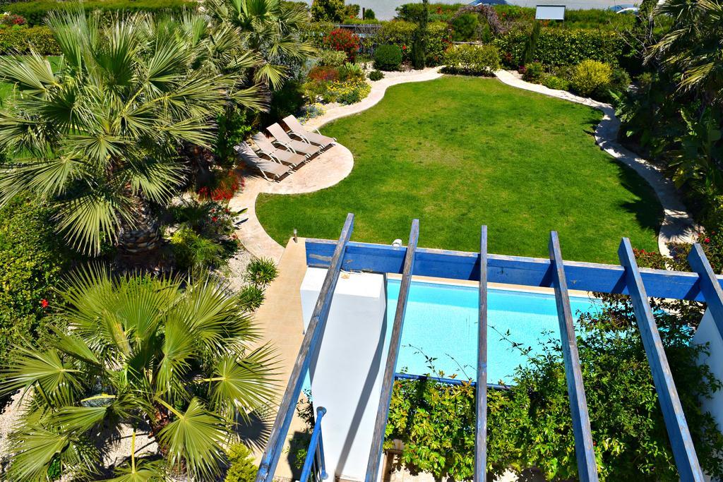 Latchi Beach Front Villa - Private Heated Pool - Amazing Uninterrupted Sea Views Polis Eksteriør bilde